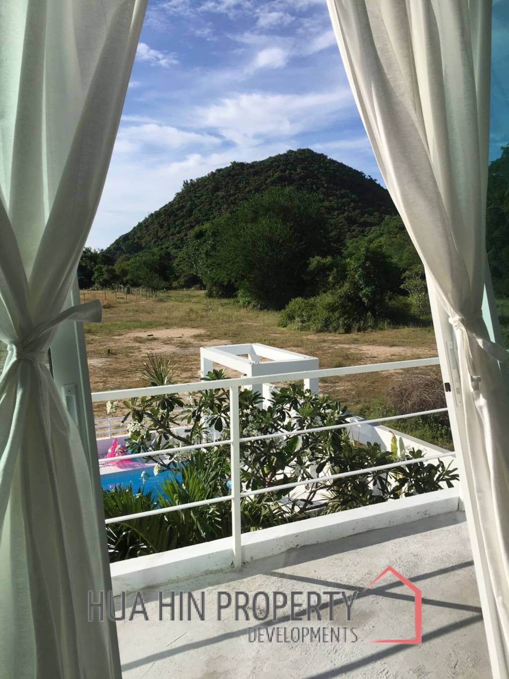 Private 2 Bedroom Pranburi Pool Villa