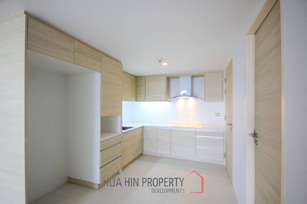 The Sanctuary: 2 Bedroom Condo With Stunning Views