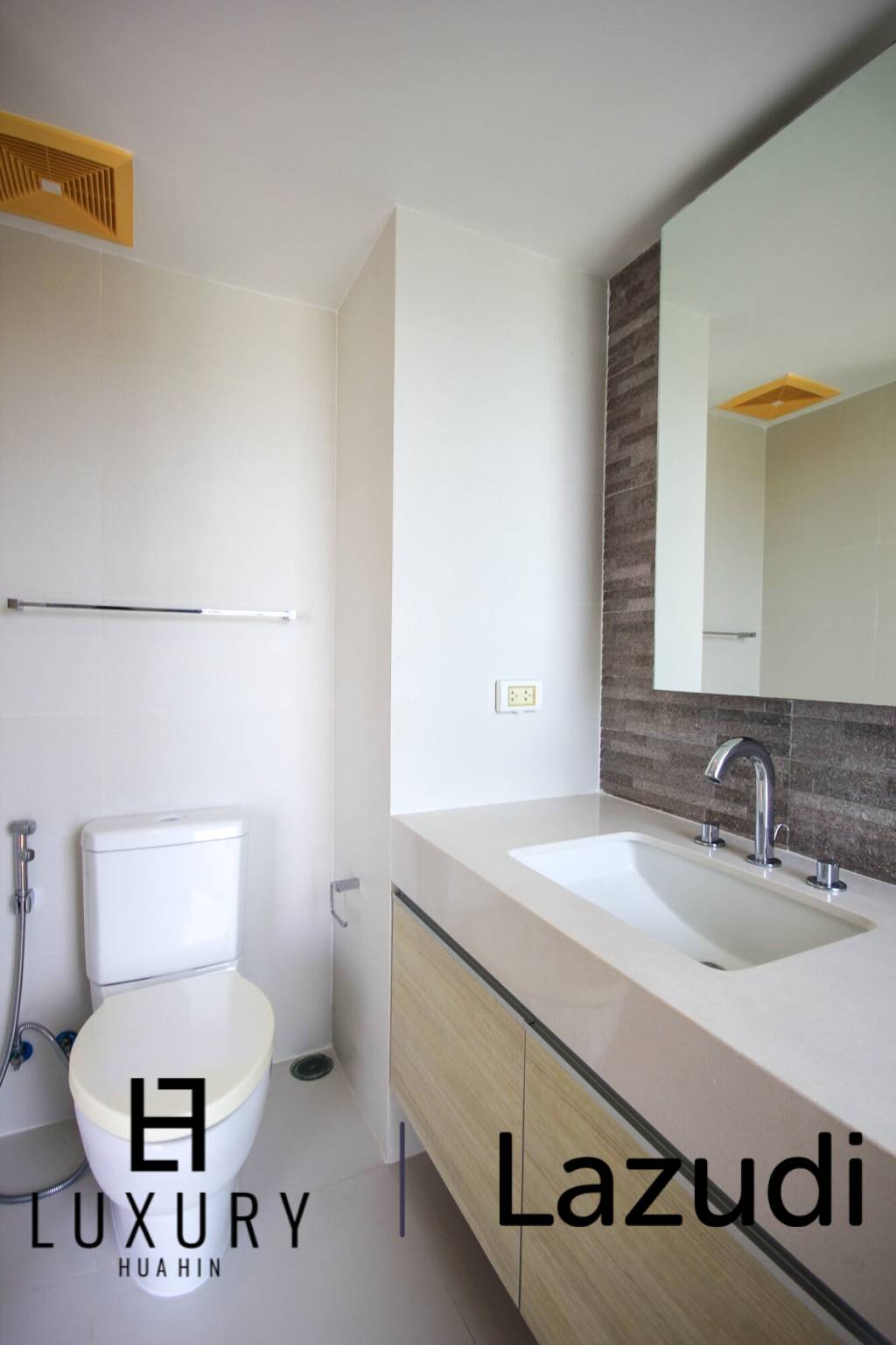 The Sanctuary: 2 Bedroom Condo With Stunning Views