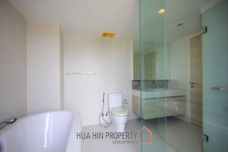 The Sanctuary: 2 Bedroom Condo With Stunning Views