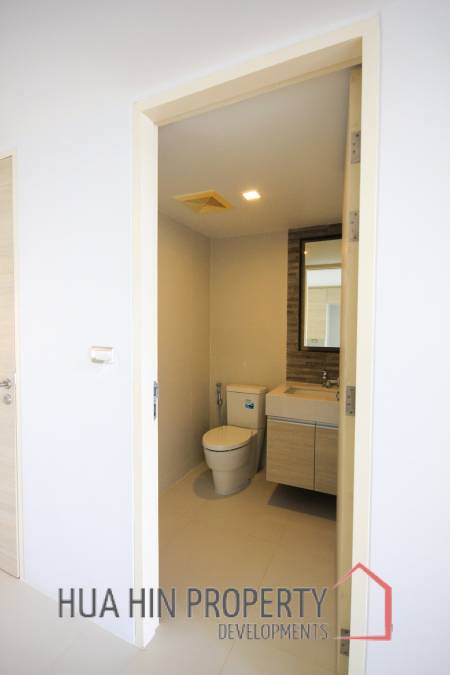 The Sanctuary: 2 Bedroom Condo With Stunning Views