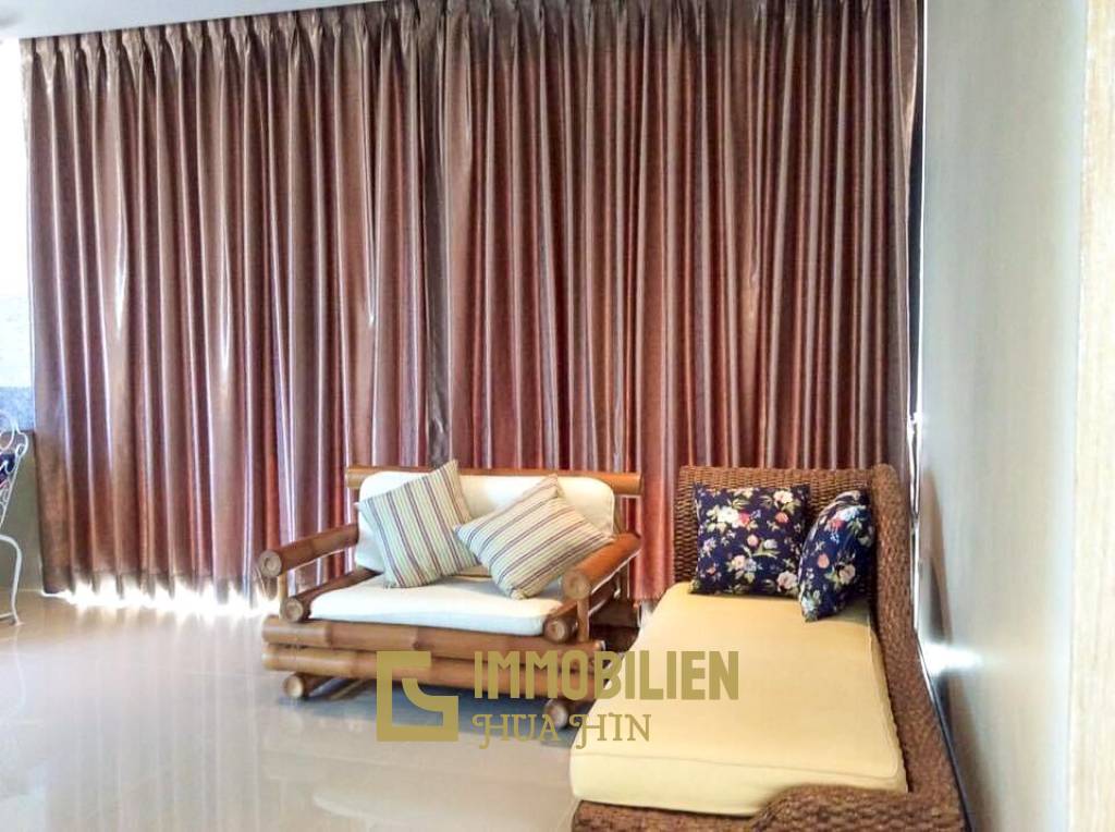 Freistehendes Haus im toskanischen Stil mit 3 Schlafzimmern in der Hua Hin Soi 102