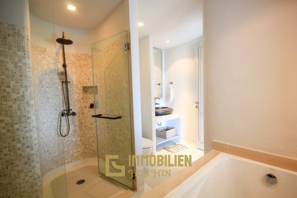 Chelona Khao Tao: 2 Bedroom Top Floor Sea View Condo