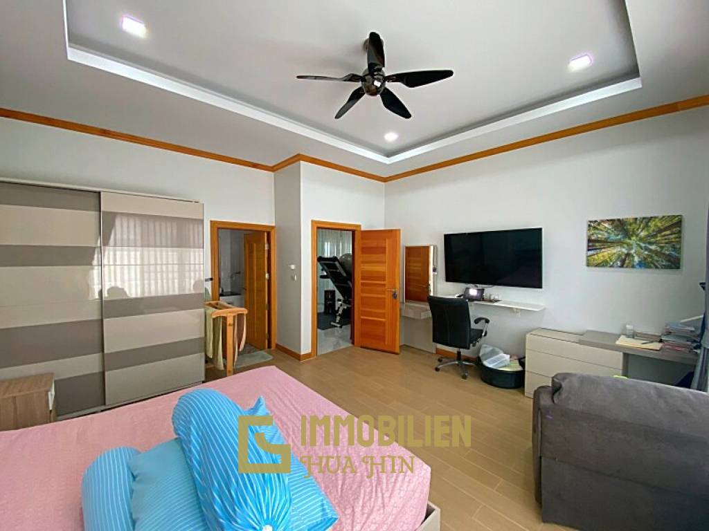 Well Designed 4 Bedroom Villa For Sale In Khao Tao