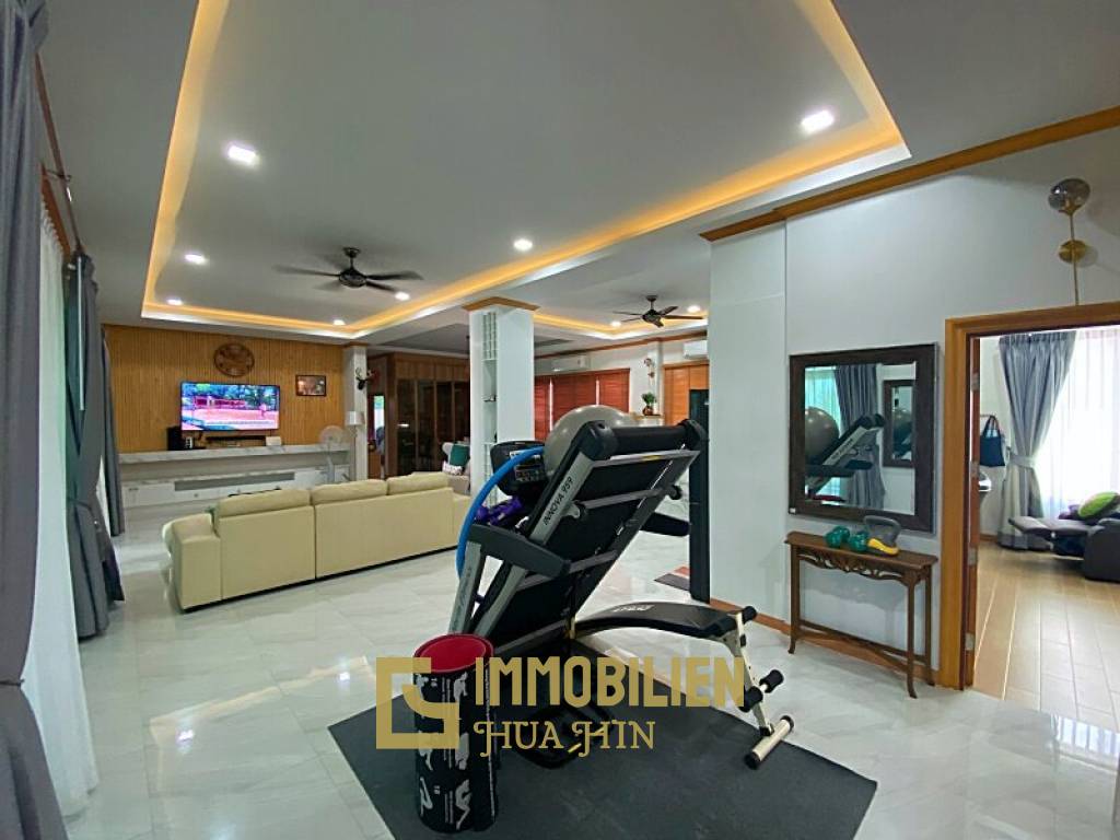 Well Designed 4 Bedroom Villa For Sale In Khao Tao