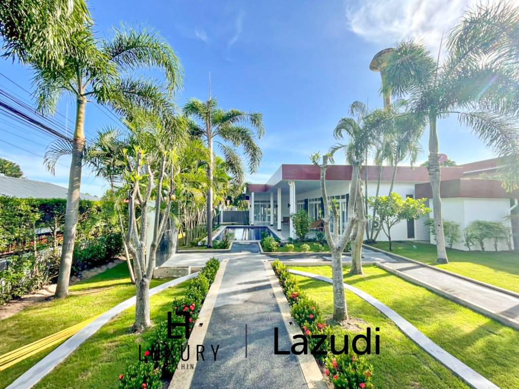 Newly Renovated 4 Bedroom Pool Villa