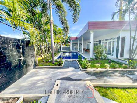 Newly Renovated 4 Bedroom Pool Villa