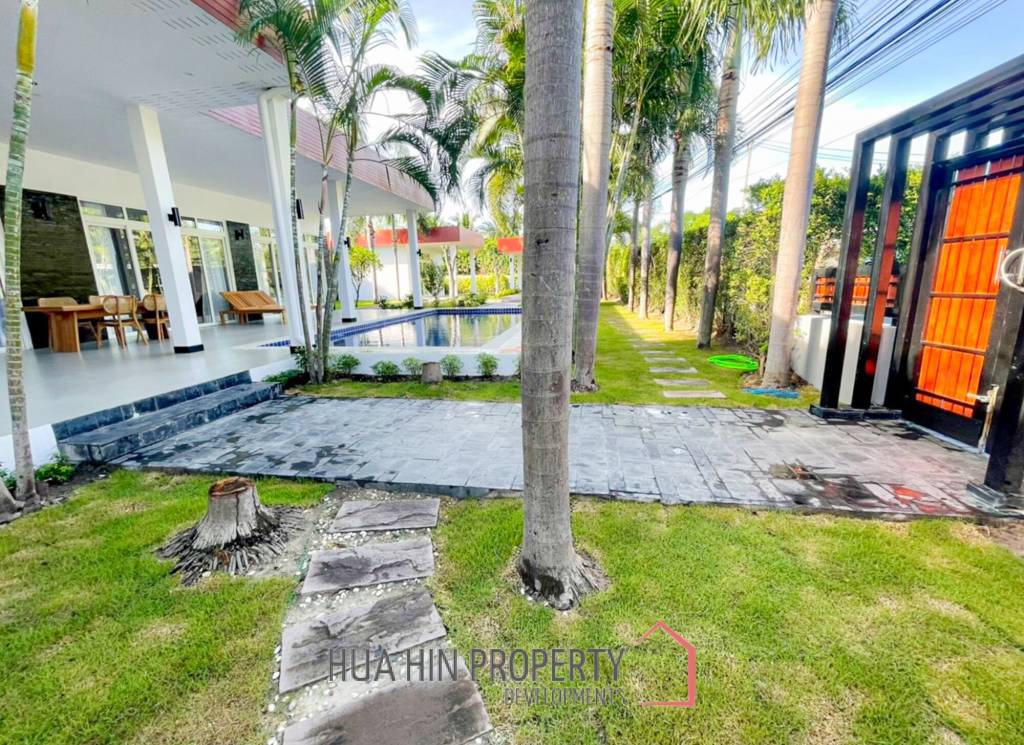 Newly Renovated 4 Bedroom Pool Villa