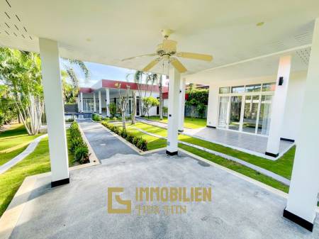 Newly Renovated 4 Bedroom Pool Villa