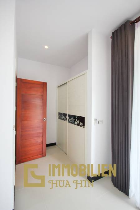 Newly Renovated 4 Bedroom Pool Villa