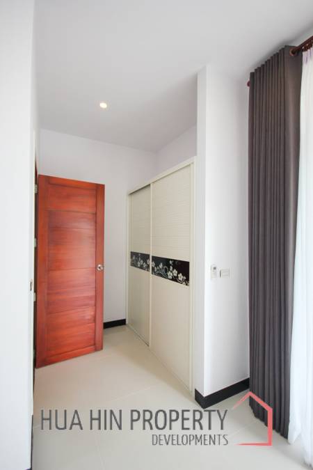 Newly Renovated 4 Bedroom Pool Villa
