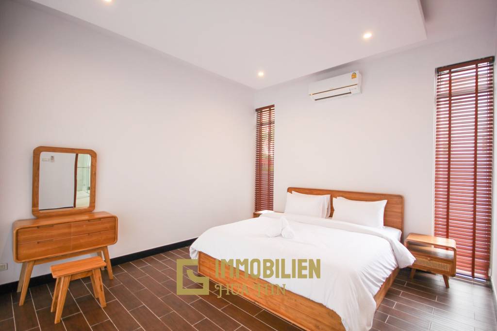 Newly Renovated 4 Bedroom Pool Villa