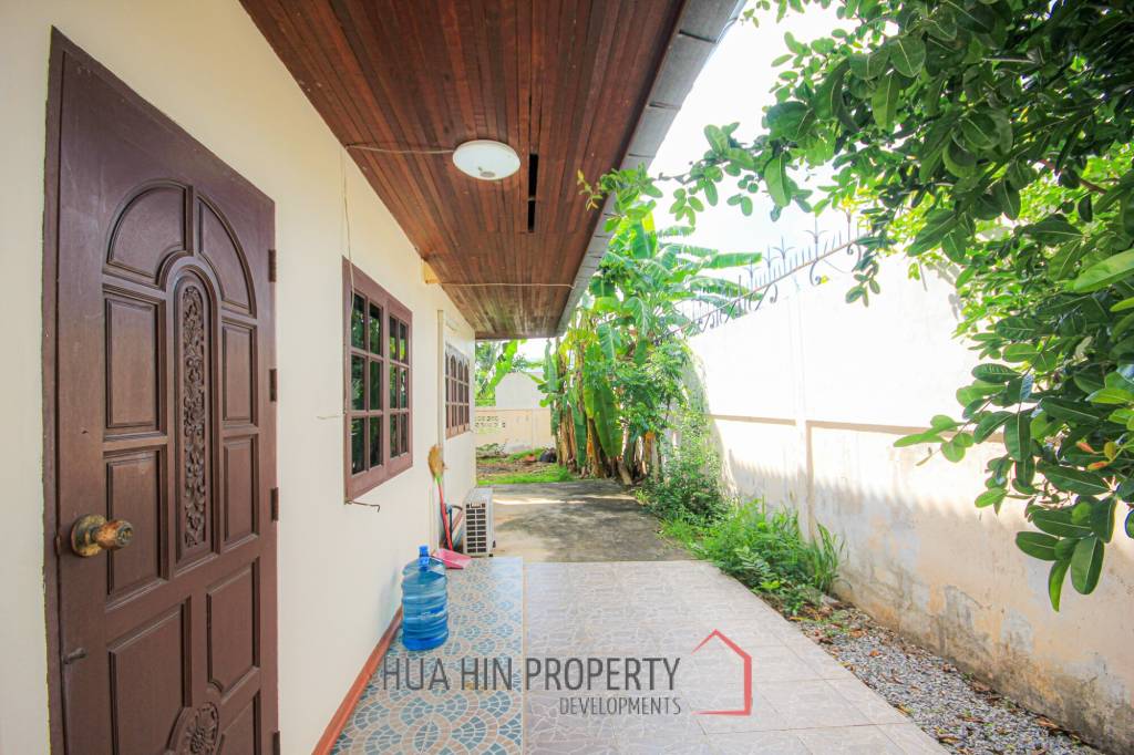 Freestanding 4 Bedroom House On Large Plot - Hua Hin Soi 2