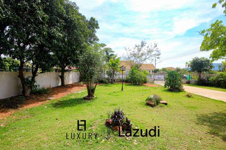 Freestanding 4 Bedroom House On Large Plot - Hua Hin Soi 2