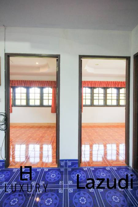 Freestanding 4 Bedroom House On Large Plot - Hua Hin Soi 2