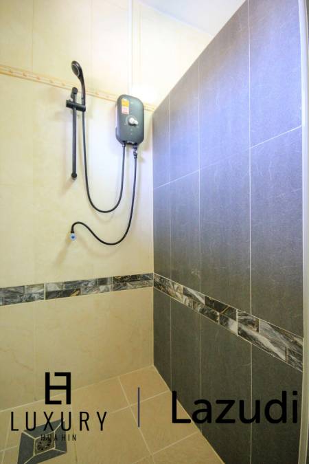 Freestanding 4 Bedroom House On Large Plot - Hua Hin Soi 2