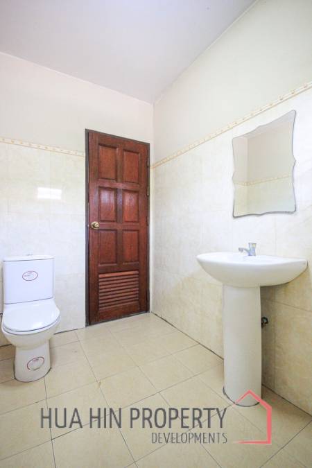 Freestanding 4 Bedroom House On Large Plot - Hua Hin Soi 2