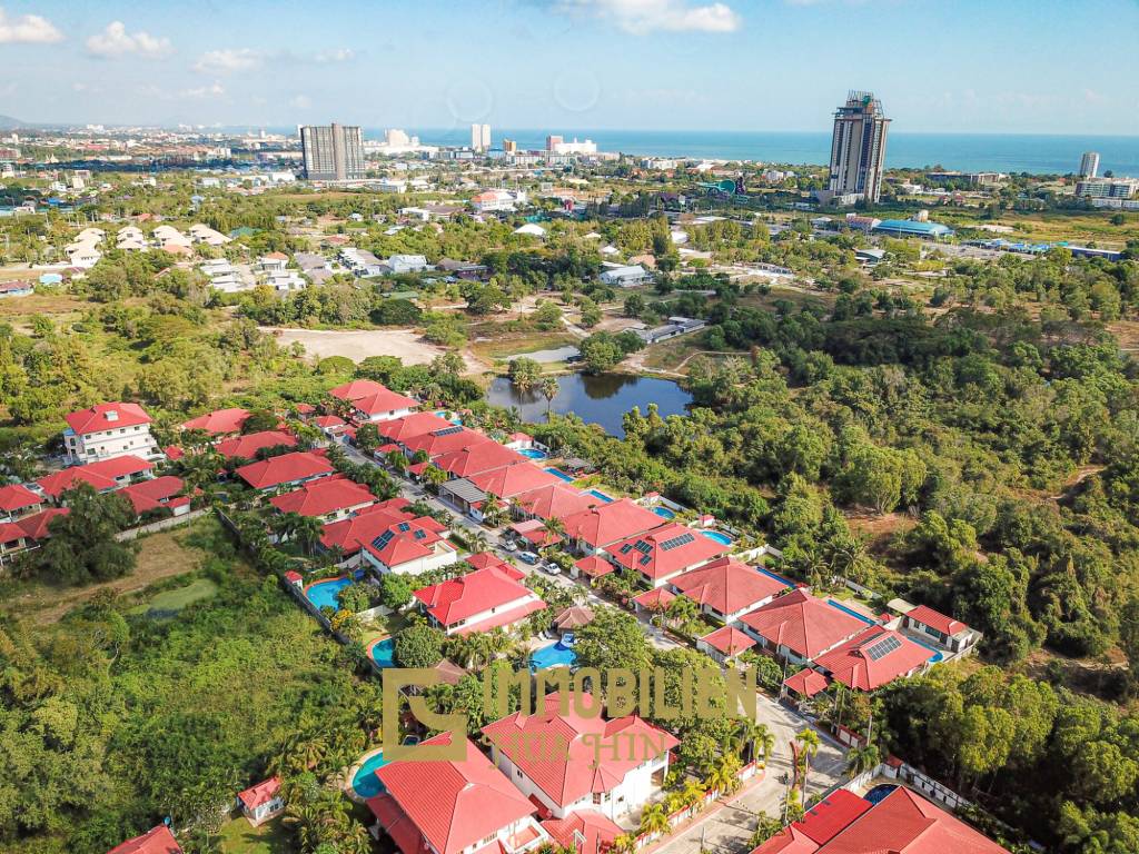 Crystal View Hua Hin: Großartig gelegenes großes Familienhaus oder Anlageobjekt