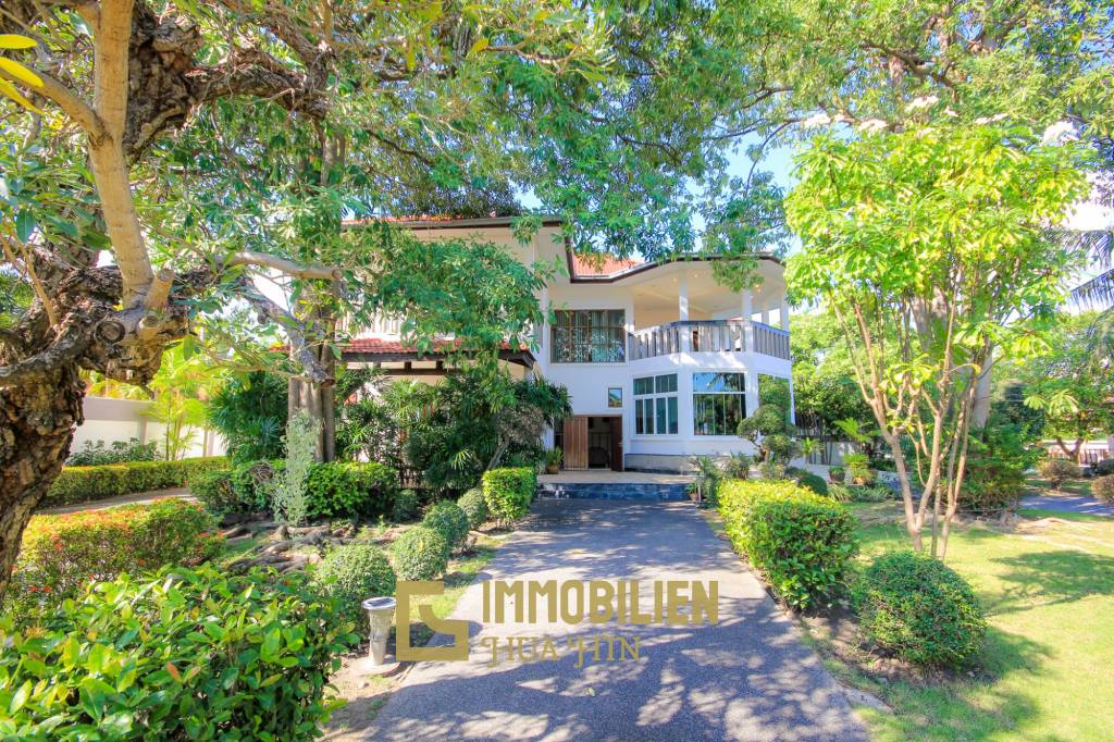 Crystal View Hua Hin: Großartig gelegenes großes Familienhaus oder Anlageobjekt