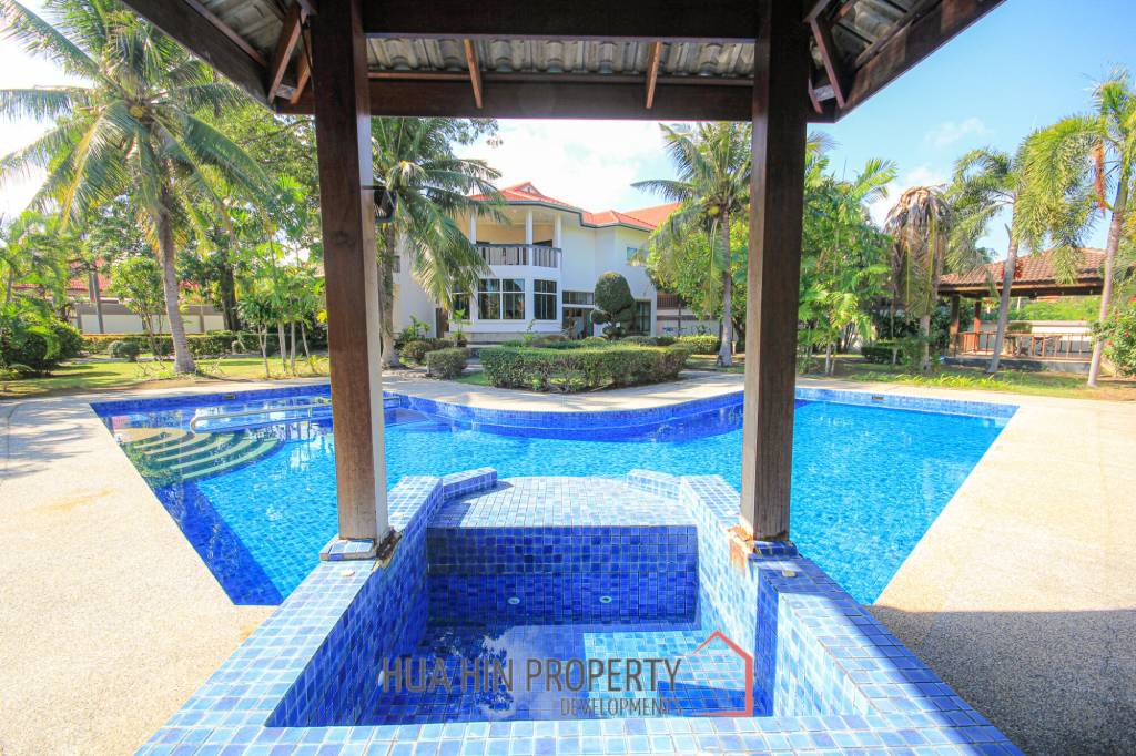Great Located Large Family Home Or Investment Property At Crystal View Hua Hin