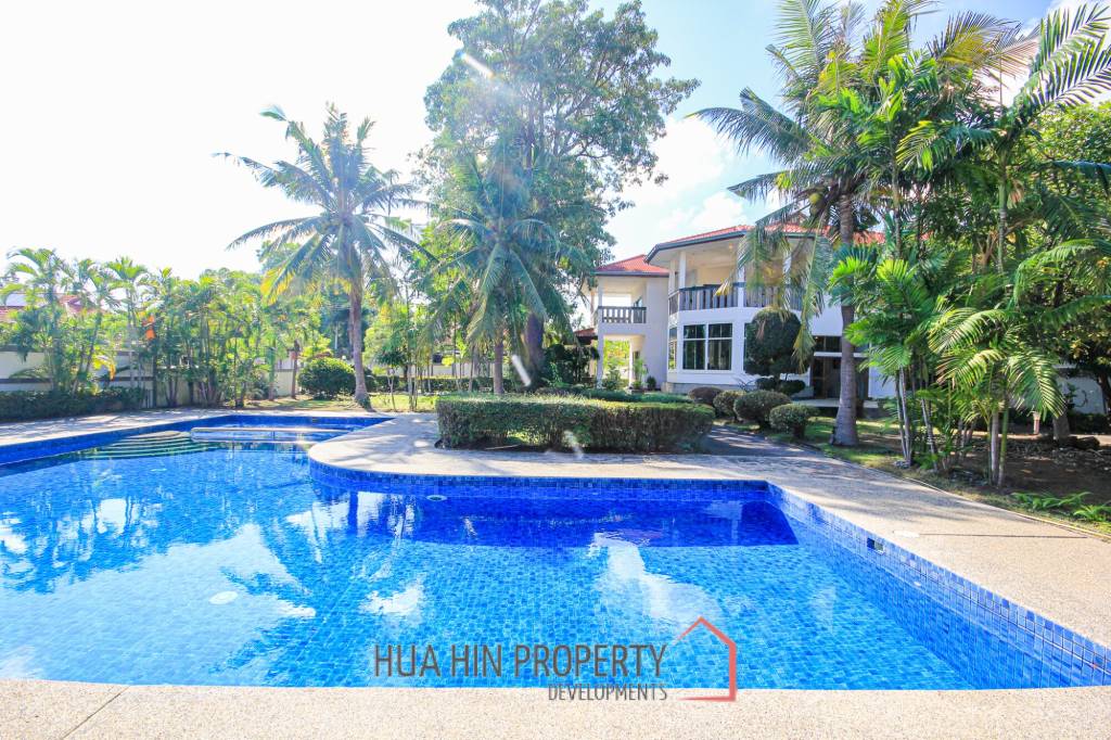 Great Located Large Family Home Or Investment Property At Crystal View Hua Hin