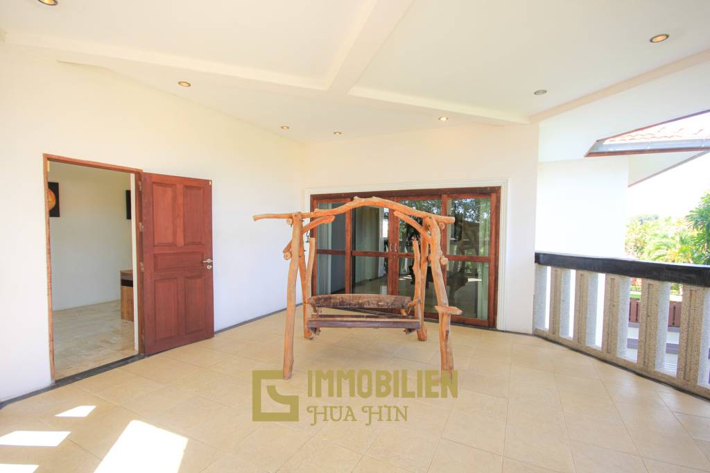 Crystal View Hua Hin: Großartig gelegenes großes Familienhaus oder Anlageobjekt