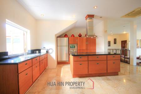 Great Located Large Family Home Or Investment Property At Crystal View Hua Hin