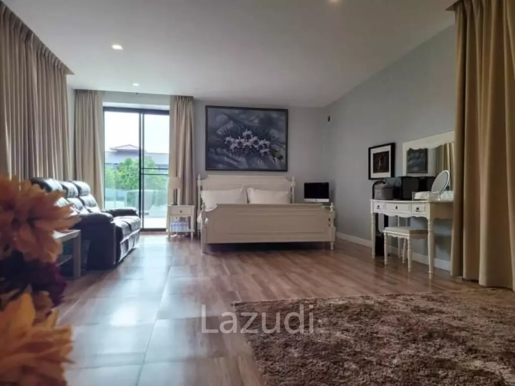 5 Bedrooms 6 Bathrooms 588 Sqm. Luxury Private Pool Villa