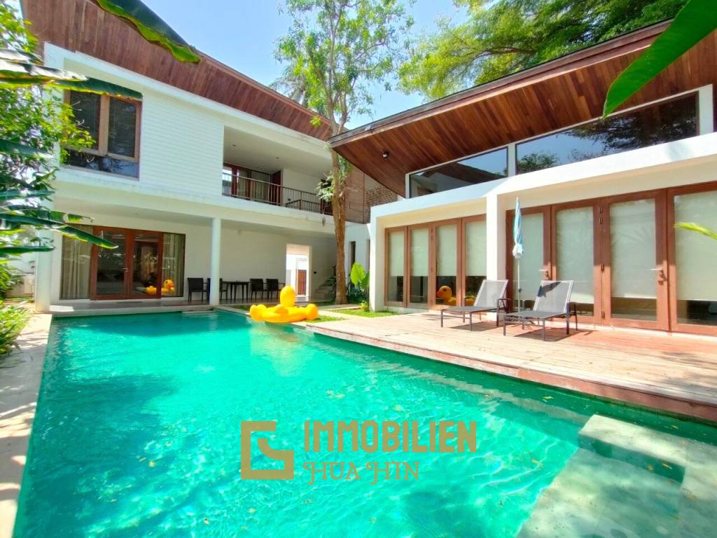 2 Story 3 Bedroom Pool Villa In Pranburi