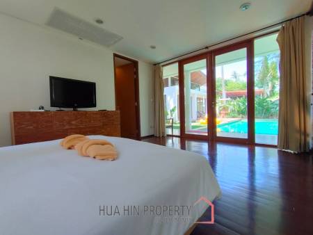 2 Story 3 Bedroom Pool Villa In Pranburi