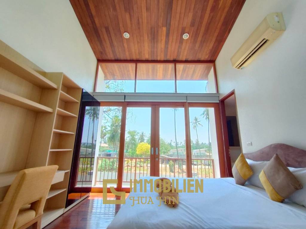 2 Story 3 Bedroom Pool Villa In Pranburi