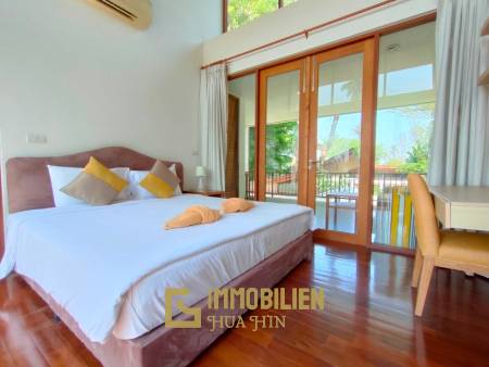 Einstöckige 3 Schlafzimmer Pool Villa in Pranburi