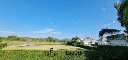 Black Mountain Golfplatz: 3 Schlafzimmer Villa