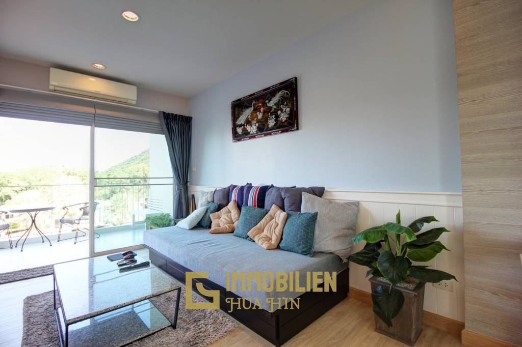 1 Bed, 1 Bath Condo in Sam Roi Yot