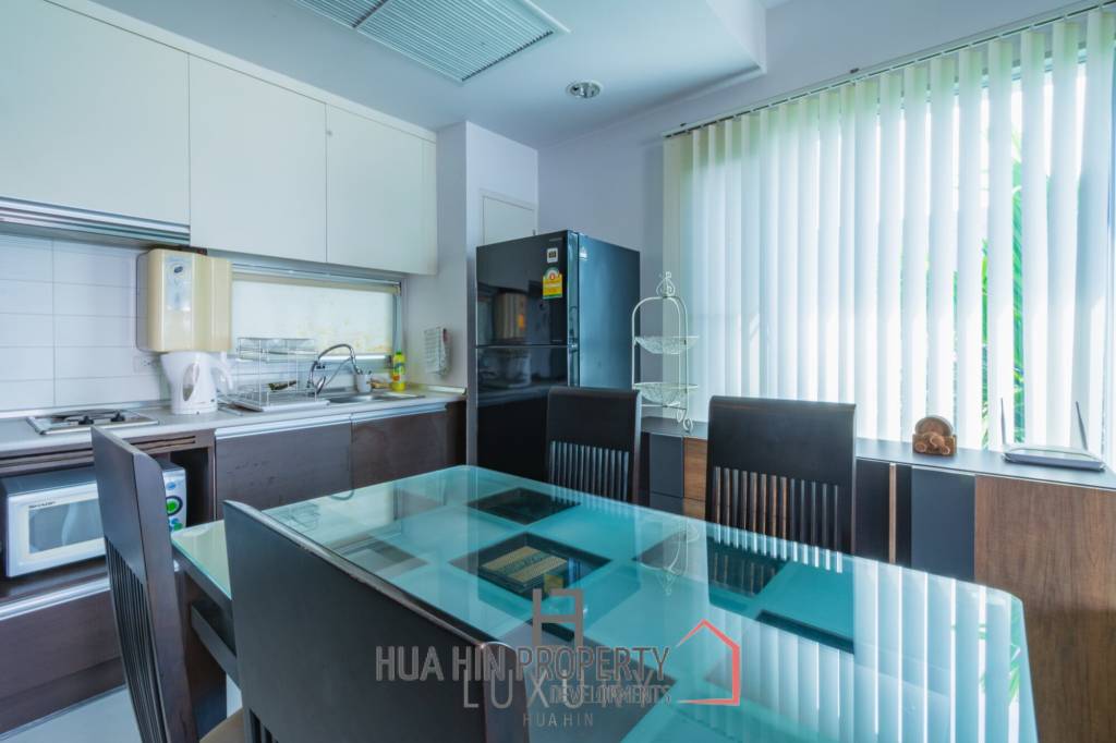 Baan Sanpluem: 2 Bedroom Beachside Condo