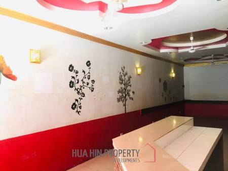 Townhouse / Business House in the Center of Hua Hin