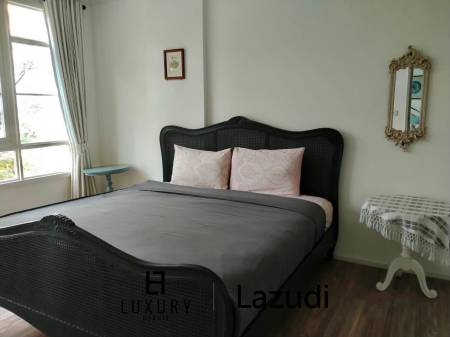 2 Bedroom Condo In Great Location