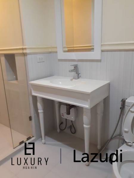 2 Bedroom Condo In Great Location