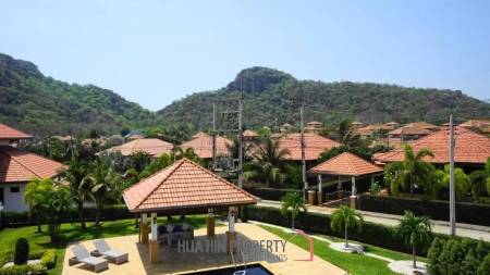 Manora Village III: Villa Royale F1- 3 Bedroom Luxury Pool Villa