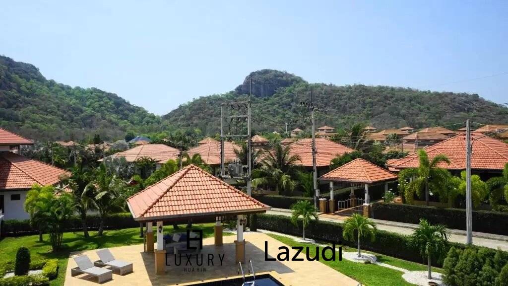 1,104 平方米 3 床 房子 对于 销售