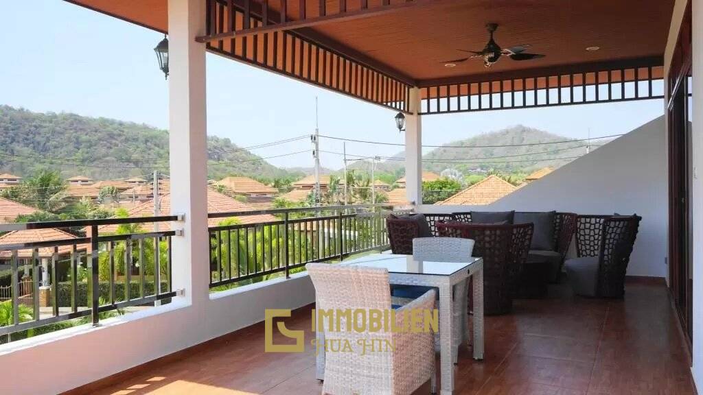 Manora Village III: Villa Royale F1 - 3 Schlafzimmer Luxus Pool Villa