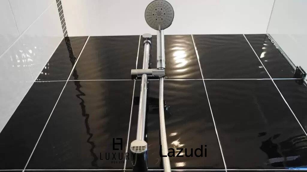 1,104 平方米 3 床 房子 对于 销售