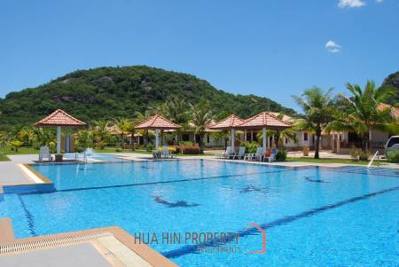 Manora Village III: Villa Royale F1- 3 Bedroom Luxury Pool Villa