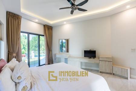 Riverside / Pranburi: Moderne 4 Schlafzimmer Pool Villa