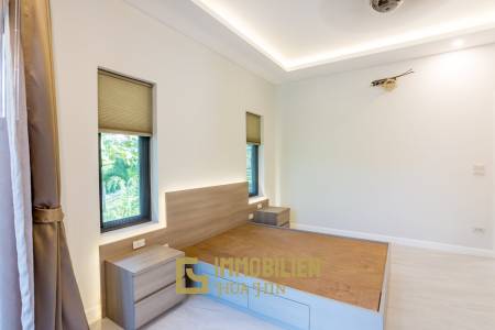 Riverside / Pranburi: Moderne 4 Schlafzimmer Pool Villa