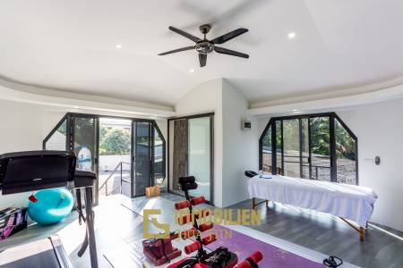 Riverside / Pranburi: Moderne 4 Schlafzimmer Pool Villa