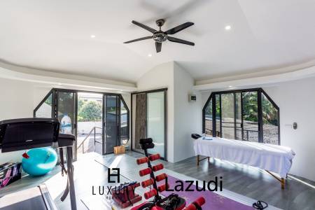 Riverside / Pranburi: Moderne 4 Schlafzimmer Pool Villa