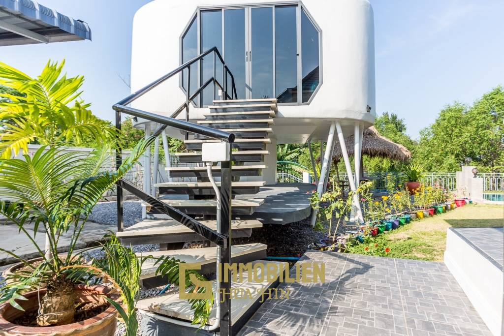 Riverside / Pranburi: Moderne 4 Schlafzimmer Pool Villa