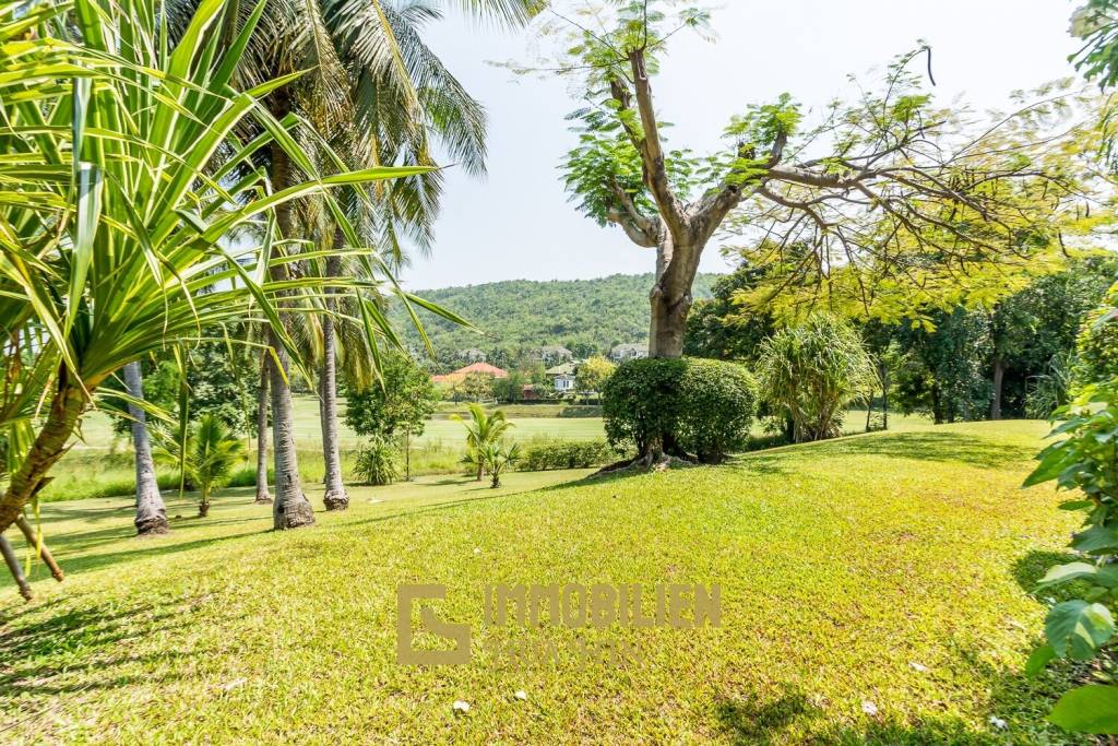 Palm Hills: Erdgeschoss Eigentumswohnung am Golfplatz