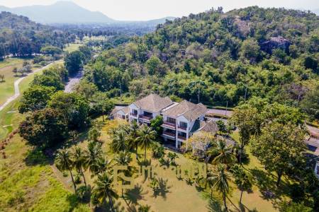 Palm Hills: Erdgeschoss Eigentumswohnung am Golfplatz